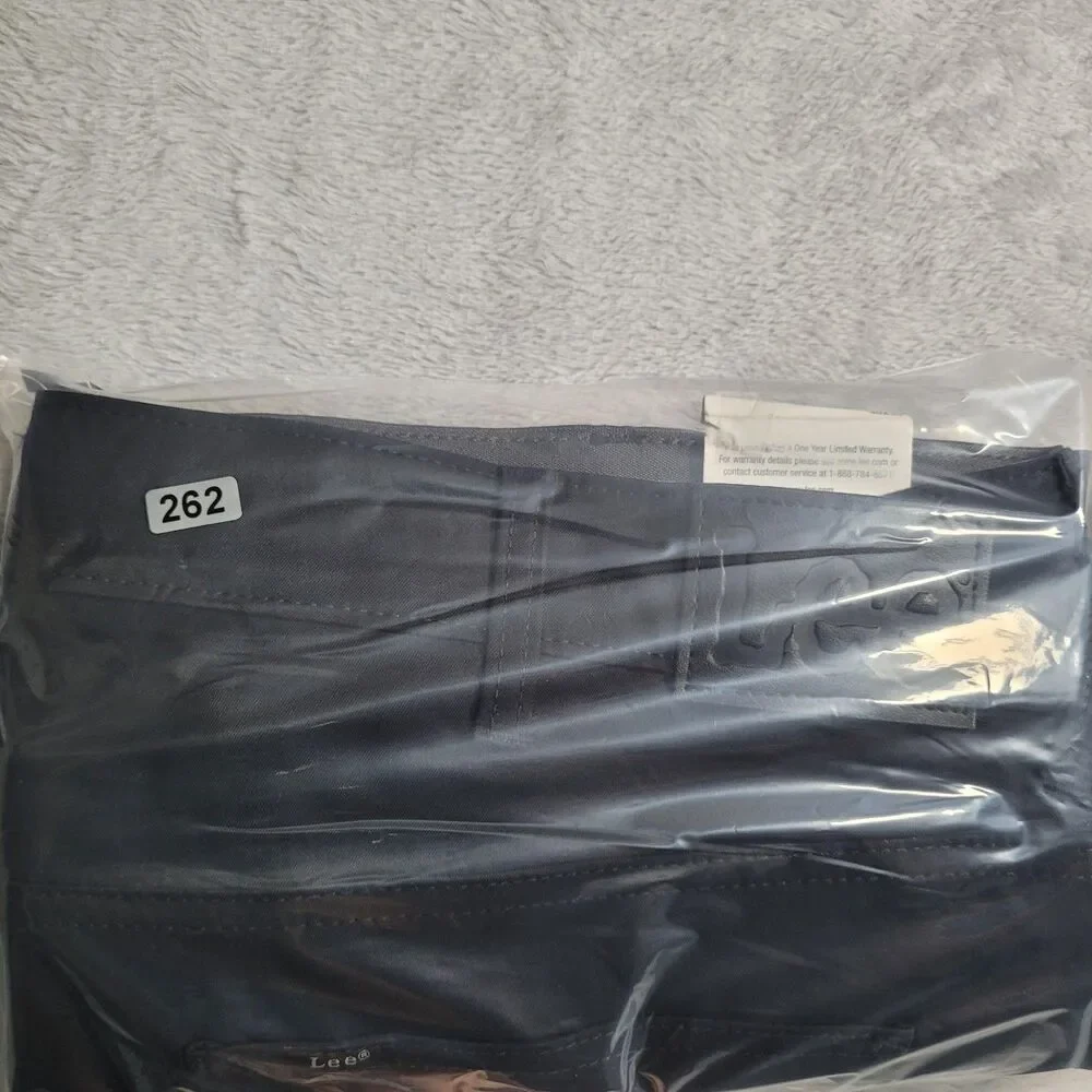 Lee Velocity Pants Mens 40x30 Black Microfiber Regular Fit Straight Leg Chino